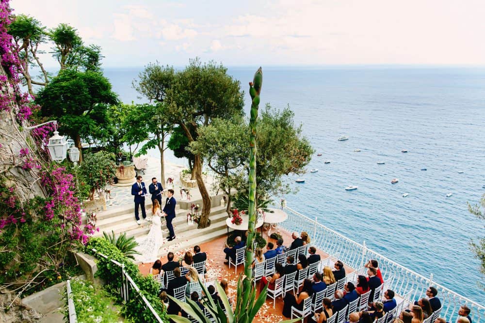 outdoor wedding ceremony in Italy