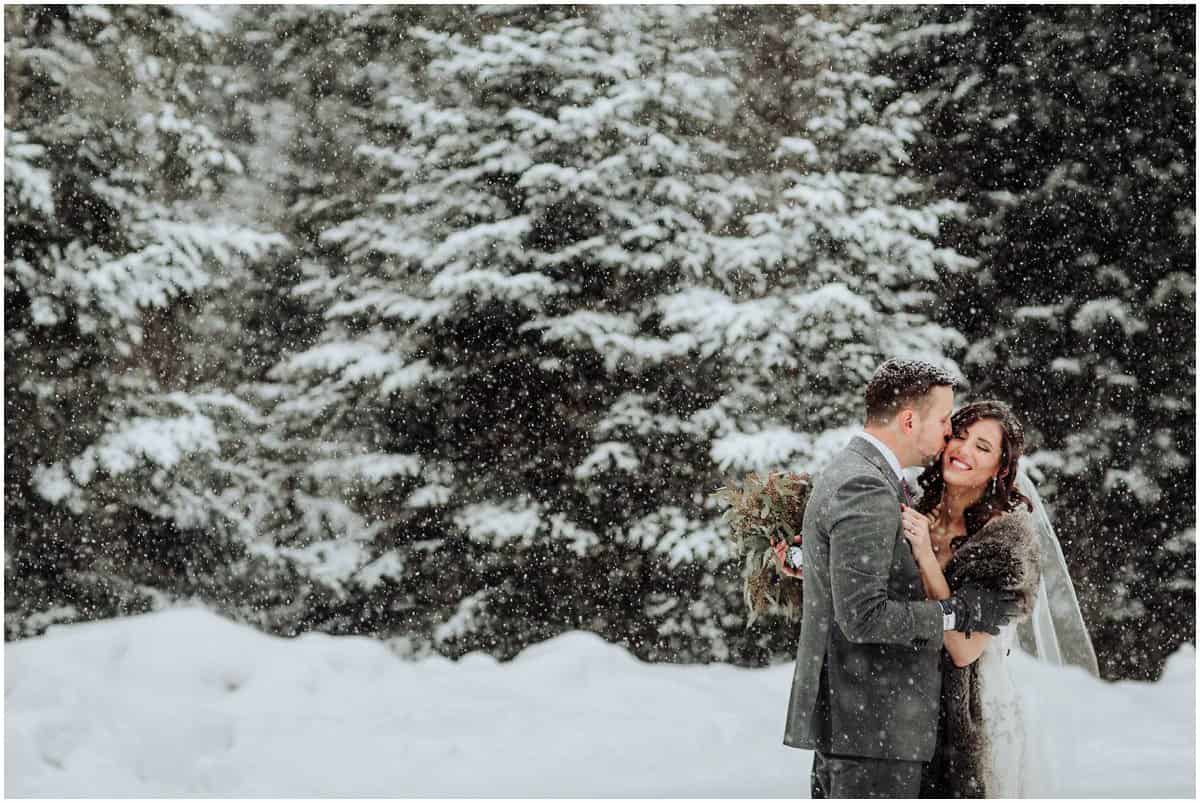 mont tremblant winter wedding photos